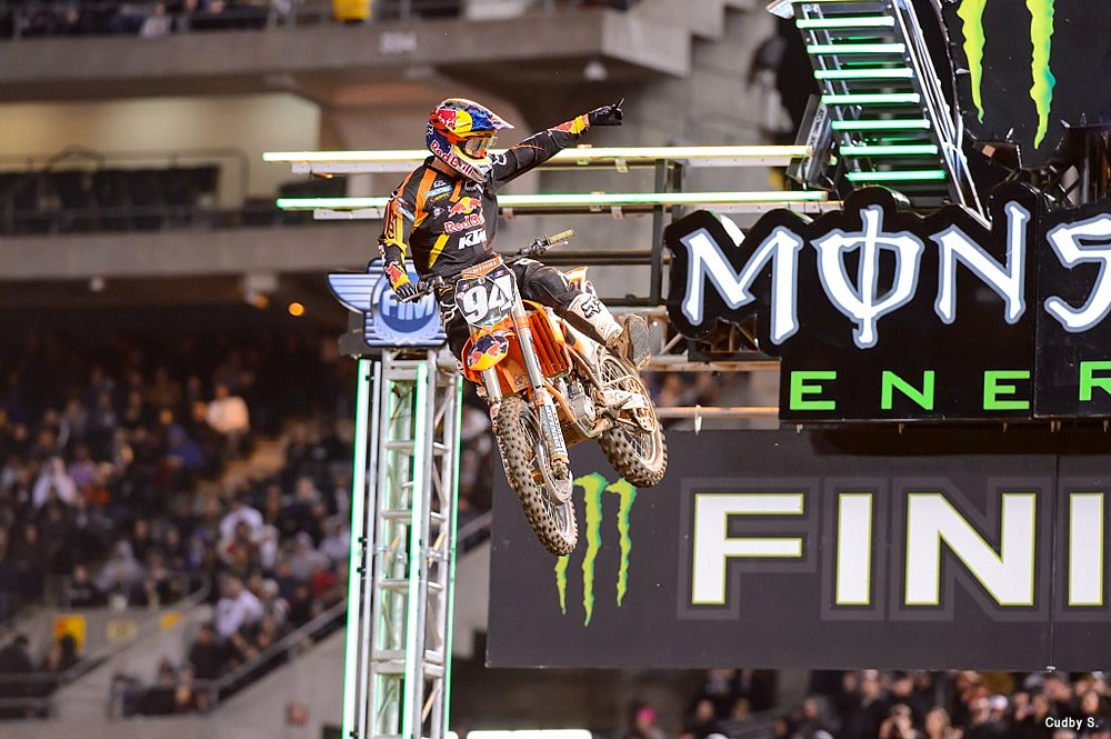 2013 AMA スーパークロス ラウンド4 オークランド CA レースレポート