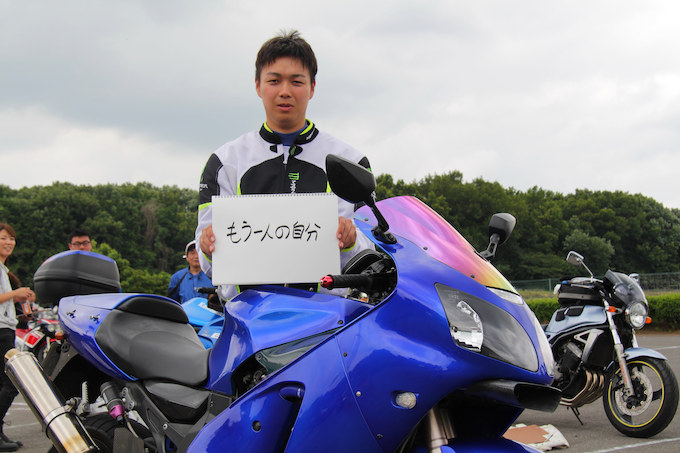 ライダースナップ とも さん（カワサキ ニンジャZX-12R／2001年式）