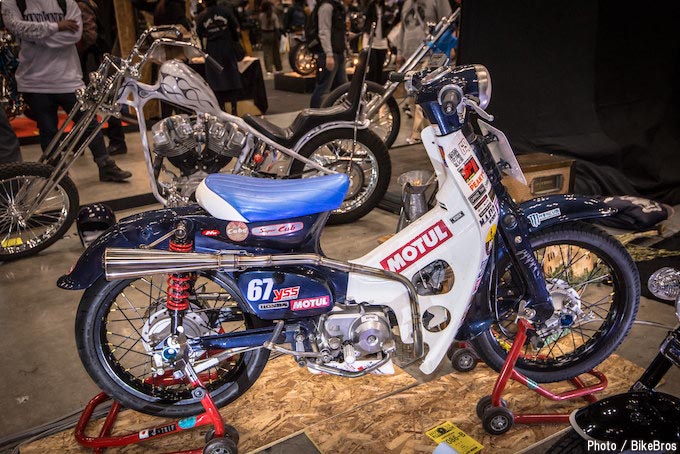 ホンダ　R&P ホットロッドカスタム　 これのどこがスクーター？」「エンジンはPCX系？」インドネシア発の