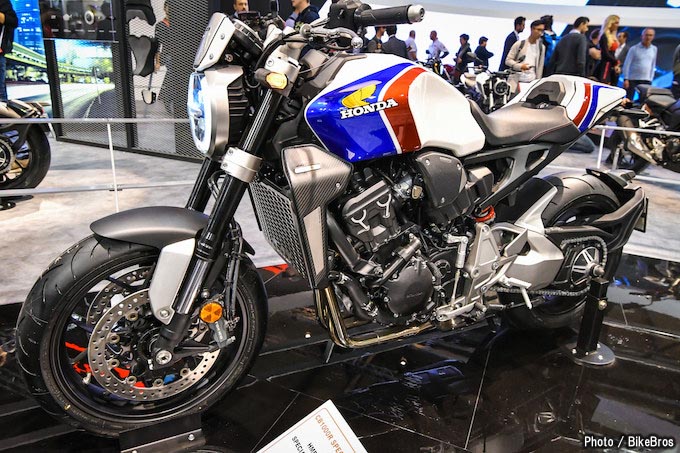 Eicma18 フロント片持ち車も登場 ホンダブースの過激なcb1000rカスタム トピックス バイクブロス マガジンズ