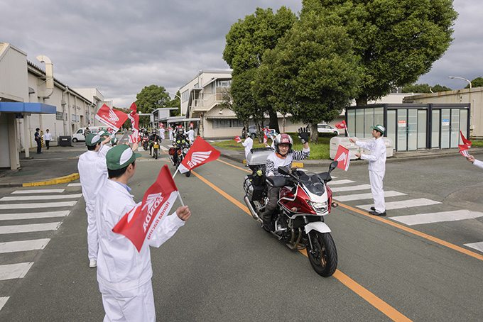 年に一度、愛車の生まれ故郷へ!　感動味わえる「Honda Motorcycle Homecoming」のメイン画像