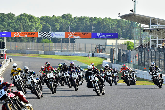 日本で一番熱い草レースの最高峰 テイスト オブ ツクバ T O T にマッハで参戦 01 フォトtopics バイクブロス