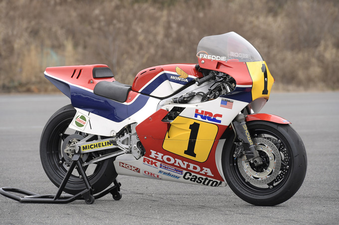 “ホンダのNSR500やNS500が目の前を走った!!