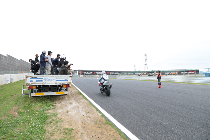 自分の愛車でサーキットを走ってみたい！プレミアムな休日「KUSHITANI RIDING MEETING」の画像05