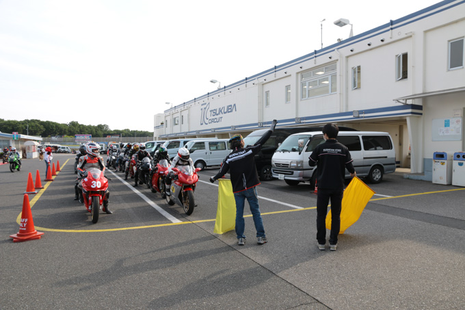 自分の愛車でサーキットを走ってみたい！プレミアムな休日「KUSHITANI RIDING MEETING」の画像08