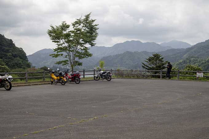 【関東ツーリングスポット紹介 神奈川県宮ヶ瀬】ライダーの聖地で癒しの湖一周ツーリングの画像02