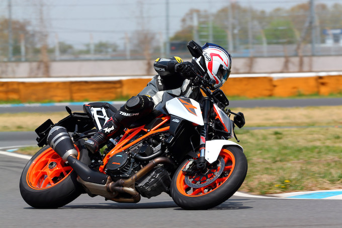 バイクをズバっと“言い”斬り！／KTM 7車種をひと言インプレ!!の画像