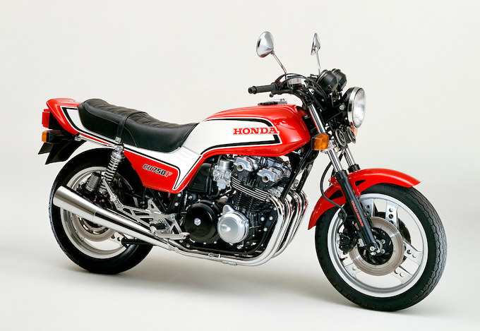 ホンダ・CB-Fヒストリー1982年編／前後サスやホイールが変わるシリーズ最大の変更の画像