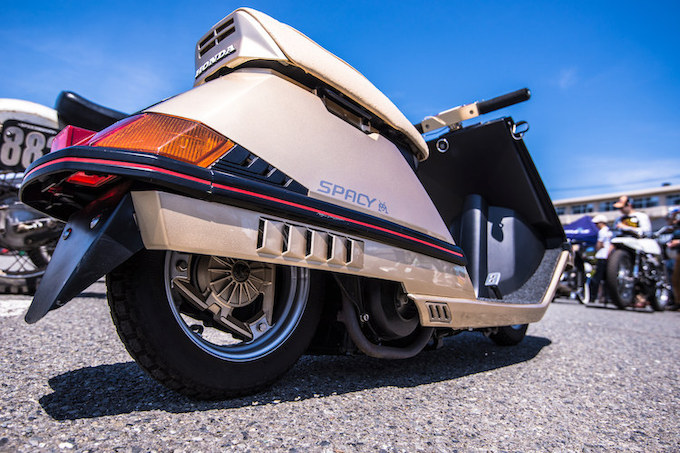 The Deus Boundless Enthusiasm Bike Build Off 15 05 03 トピックス バイクブロス マガジンズ