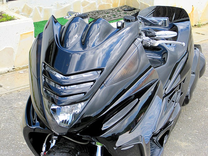 ホンダ シルバーウイング プロが造るカスタム ビッグスクーターならバイクブロス