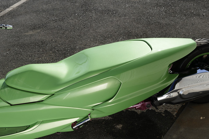 ヤマハ4D9マジェスティを彩る不変デザインのビッグスクーターカスタムのカスタム05画像