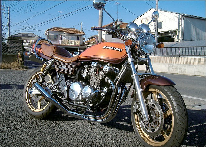 カワサキ ゼファー400 プロが造るカスタム バイクブロス