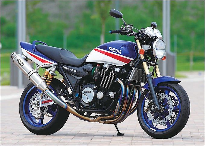 ヤマハ XJR1200