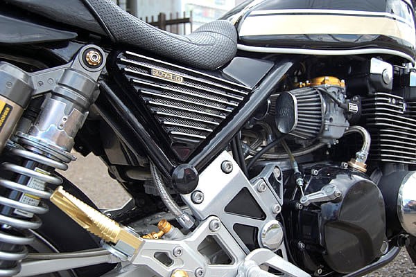 カワサキ ゼファー400X プロが造るカスタム バイクブロス