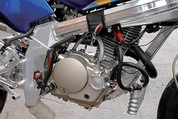 ホンダ Nsf100 プロが造るカスタム 原付 ミニバイクならバイクブロス