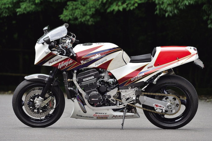 トレーディングガレージ ナカガワ GPZ900R（カワサキ GPZ900R）のカスタム画像