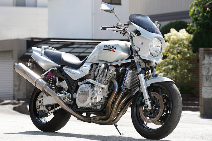 YSP久留米（深谷モータース本店） XJR1300（ヤマハ XJR1300）のカスタム画像