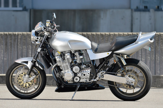 しゃぼん玉 一宮店 XJR1300（ヤマハ XJR1300）のカスタム画像