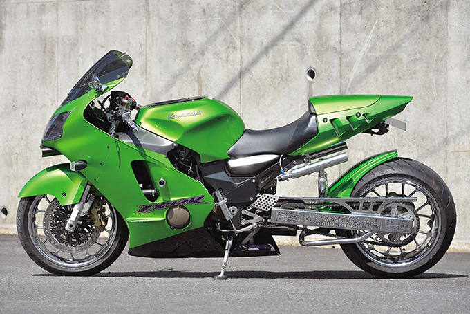 クラスフォーエンジニアリング ZX-12R（カワサキ ZX-12R）のカスタム画像