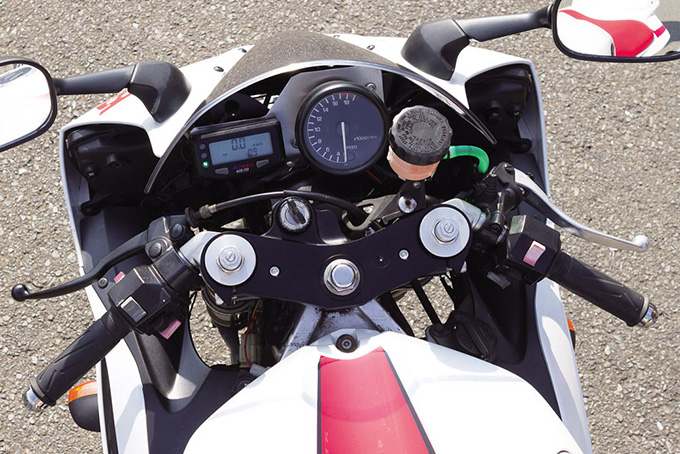 FZR250 ガソリンタンク marz.jp