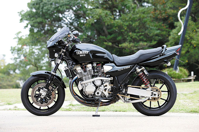 クォーター XJR1300（ヤマハ XJR1300）のカスタム画像