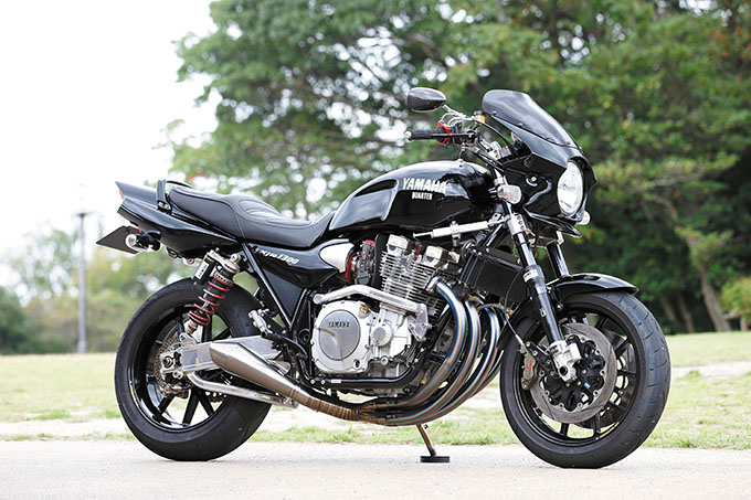 クォーター XJR1300（ヤマハ XJR1300）のカスタム画像