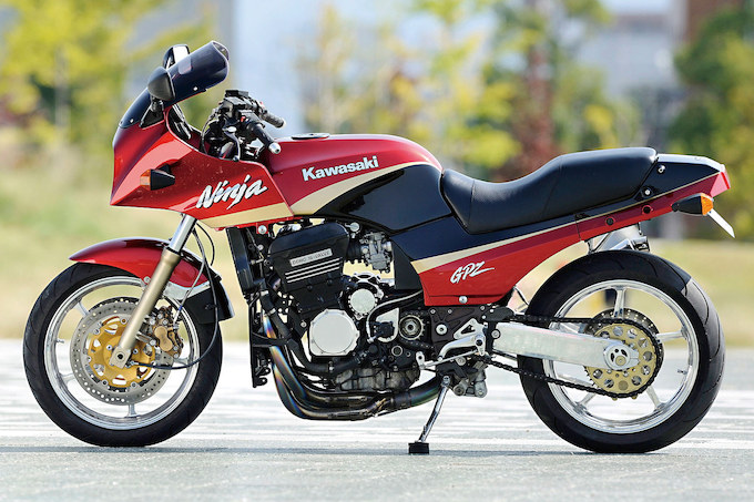 スペックエンジニアリング GPZ900R（カワサキ GPZ900R）のカスタム画像