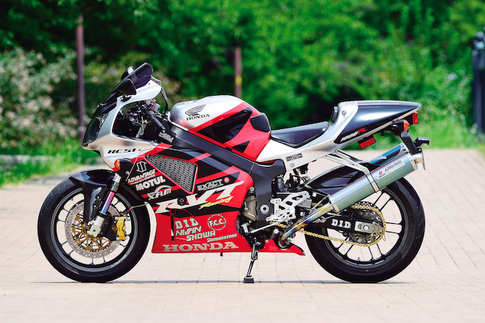 アドバンテージ VTR1000SP1（ホンダ VTR1000SP1）のカスタム画像