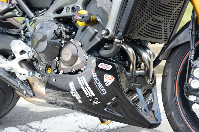 SSK YAMAHA MT-09 2014年のカスタム画像