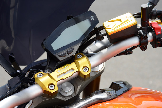 SSK YAMAHA MT-09 2014年のカスタム画像