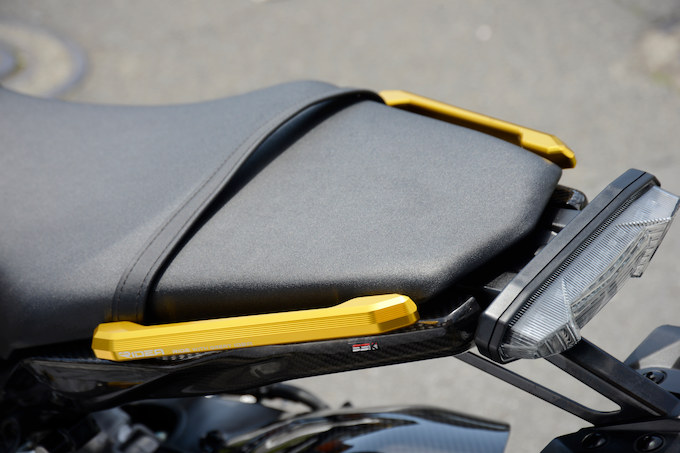 SSK YAMAHA MT-09 2014年のカスタム画像