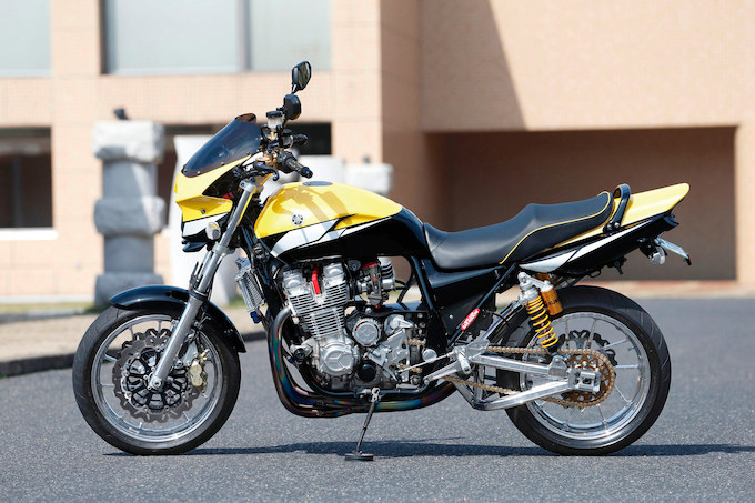 オートランドサカグチ XJR1300（ヤマハ XJR1300）のカスタム画像