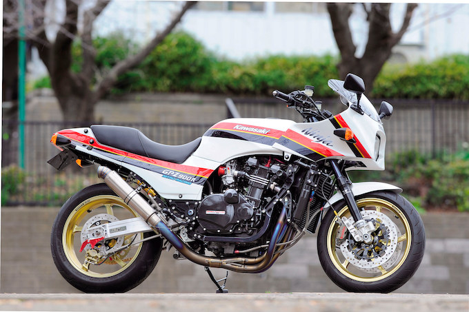 サンクチュアリーYOKOHAMA-YAMATO GPZ900R（カワサキ GPZ900R）のカスタム画像