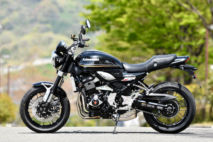 AGRAS Z900RS（カワサキ Z900RS）のカスタム画像