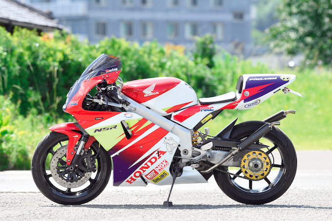 モータークラブ ゲズンハイト Nsr250r ホンダ Nsr250r プロが造るカスタム バイクブロス