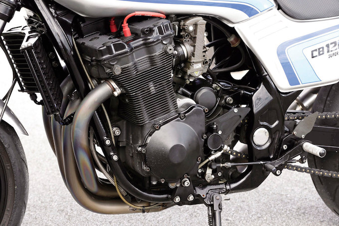 せど工房 INAZUMA1200（スズキ INAZUMA1200）のカスタム画像