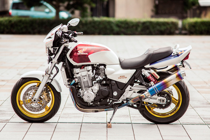 ARITA SHOKAI CB1300SF（ホンダCB1300SF）のカスタム画像