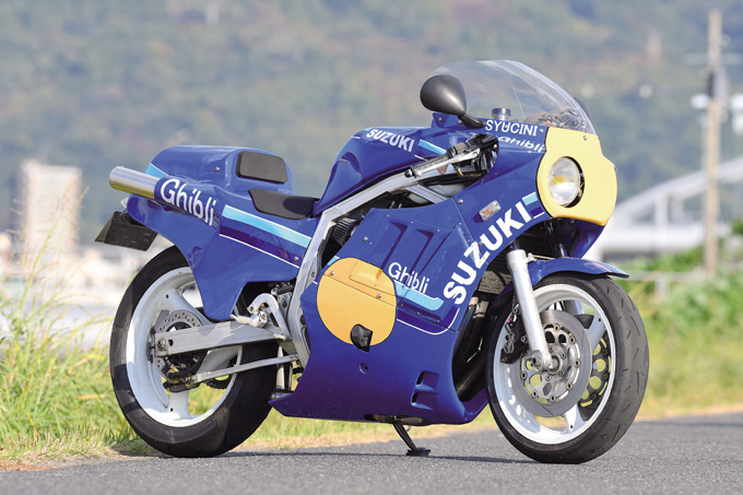 KATANA-KAJI GSX-R750（スズキ GSX-R750）のカスタム画像