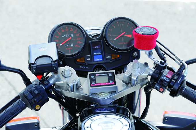 CLUB 1.2・HIKARU SPL CB1100F（ホンダ CB1100F）のカスタム画像