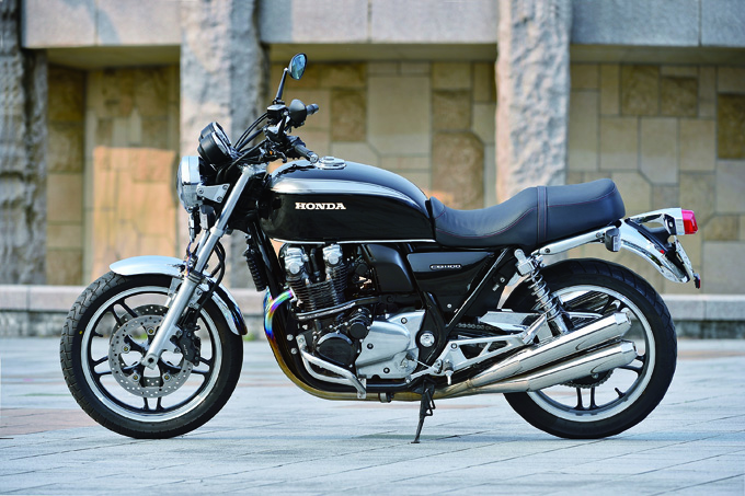 ARITA SHOKAI CB1100（ホンダ CB1100）のカスタム画像