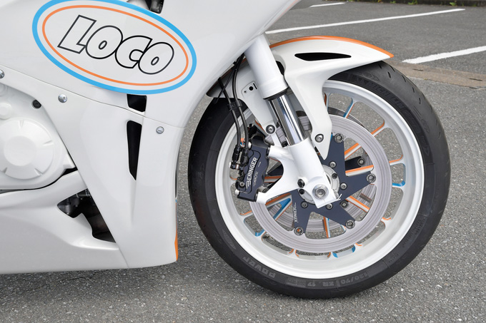 LOCO GARAGE CBR1000RR（ホンダ CBR1000RR）のカスタム画像