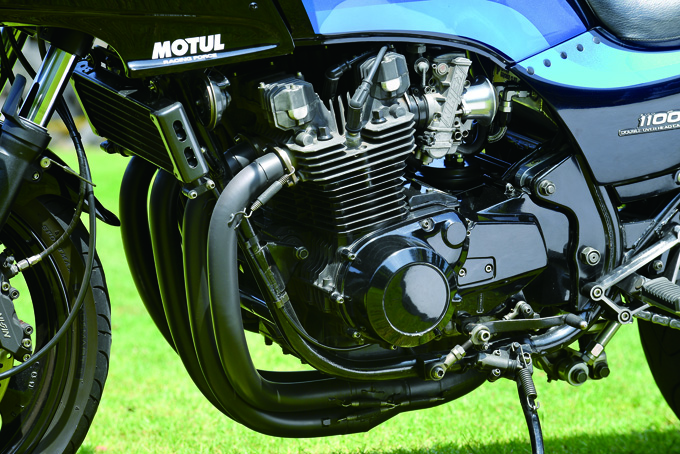 PISTON BROKE CLUB GPz1100（カワサキ GPz1100） プロが造るカスタム