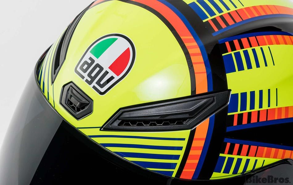 憧れのロッシレプリカを3万円台で手に入れる！AGV K1 SOLELUNA 2015