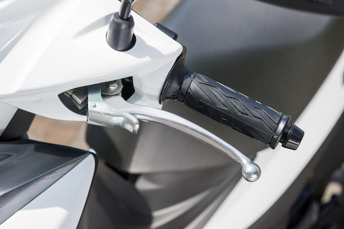 この価格でこの装備と性能 スズキのアドレス110はコストパフォーマンスが魅力 特集記事 最新情報 バイクブロス マガジンズ