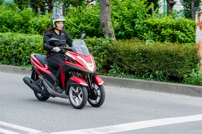 NMAXとトリシティ125、バラエティ豊かなヤマハの原二スクーター