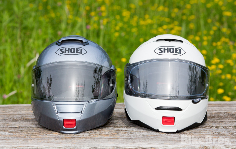 ライダーが求めるすべての機能をフル装備したSHOEIシステムヘルメットの進化形