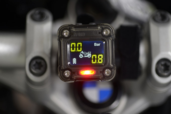 必要な機能を追求したバイク用タイヤ空気圧モニター エアモニバイク 特集記事 最新情報 バイクブロス マガジンズ
