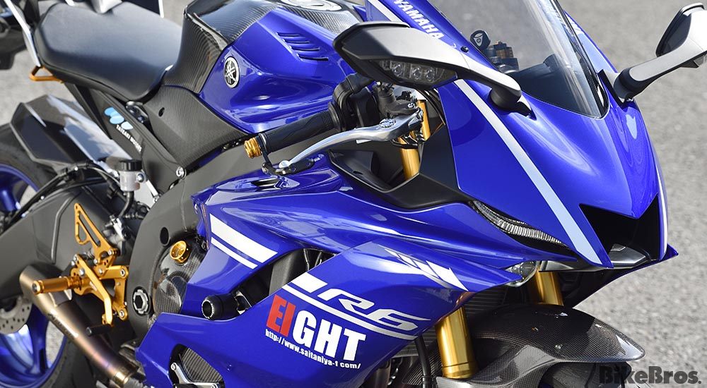 YZF-R6をスタイリッシュに飾るオリジナルボディパーツの画像