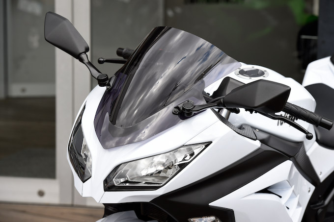 Ninja250にカスタムスクリーンを装着 アクリポイント バイクブロス