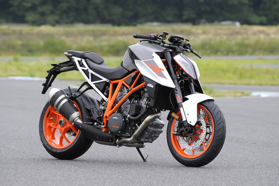 KTM DUKE/RCの走りをランクアップさせるアラゴスタのリアショック